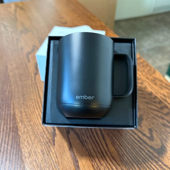 Ember Temperature Control Smart Mug - NEW - Picture 2 of 2